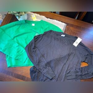 Woman’s size medium athletic tops bundle